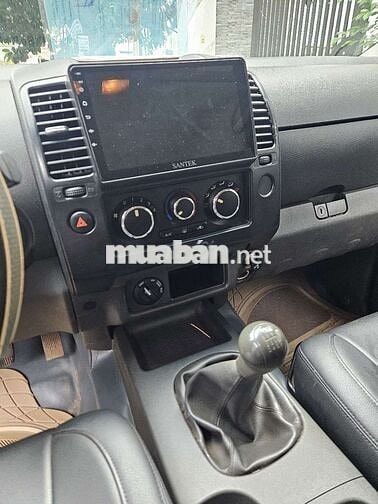 Nissan Navara 2013 2 cầu