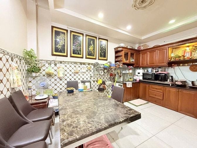 SIÊU HOT! GIÁ RẺ HIẾM CÓ NHÀ MAI VĂN NGỌC, PHÚ NHUẬN - DT 52,9m2. 