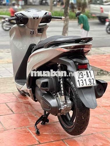 SH350 ABS 2023 siêu chất - Trả trước 65tr nhận xe✅