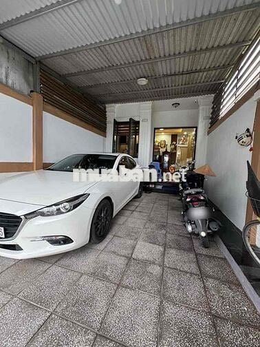 NHÀ CẤP 4 FULL THỔ MÁI NGÓI ĐẸP SỊN GIÁ RẺ. SAU ĐỀN THỜ PHẠM HÙNG.