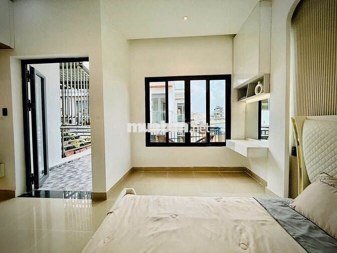 bán nhà Hóc Môn 695 Triệu 5x10 lầu 2pn2wc SHR chính chủ thổ cư