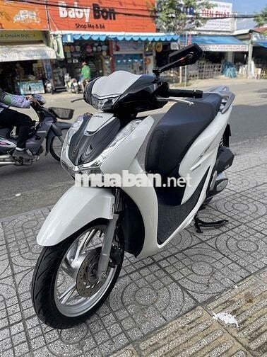 SH 160 ABS Trắng dky 2024 odo lướt 9c