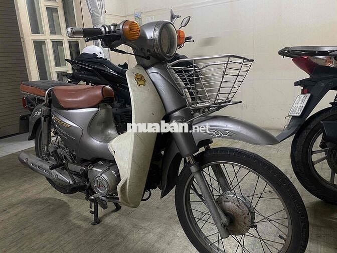 Cần bán hoặc trade qua xe điện chạy