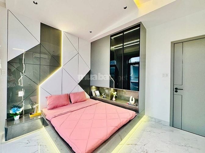 Bán gấp nhà riêng đường Trần Khắc Chân, p15, Phuú Nhuận. Giá 3,2tỷ