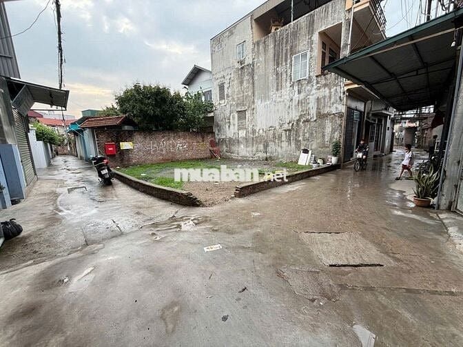 Lô góc siêu đẹp Tại Yên Sơn Quốc Oai