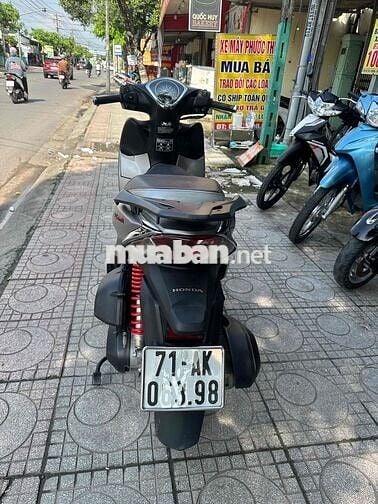 sh mode 2025 odo 2 nghìn chất xe như mới ( có góp)