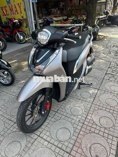 sh mode 2025 odo 2 nghìn chất xe như mới ( có góp)