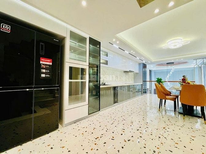 Siêu phẩm toại lạc ngay đường Cao Thắng Phú Nhuận 4,3x13 - 1t2l - 3tỷ8