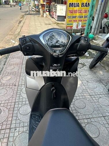 sh mode 2025 odo 2 nghìn chất xe như mới ( có góp)