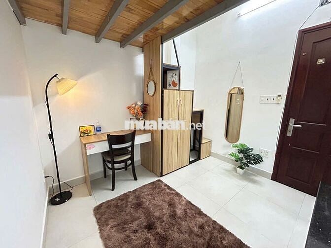 Phòng gác lửng- đầy đủ nội thất- đường Lâm Văn Bền