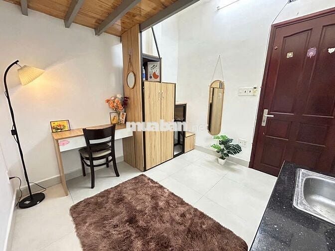 Phòng gác lửng- đầy đủ nội thất- đường Lâm Văn Bền