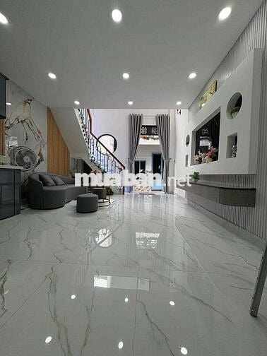 Nhà mới đẹp, rẻ, ngay Quang Trung, P14, khu VIP, giá chỉ 3,65 tỷ