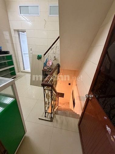 Cho thuê nhà mặt đường 136 Trần Khát Chân, tầng 1, 2, sử dụng 90m2