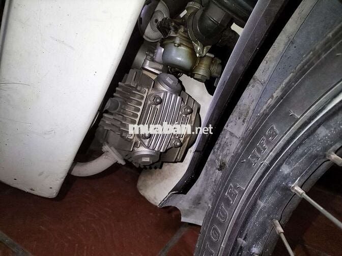 Xe máy Honda Dream màu Tím Trắng, máy zin