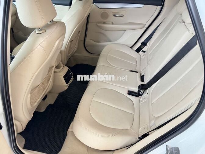 BMW 2 Series 218i 2015