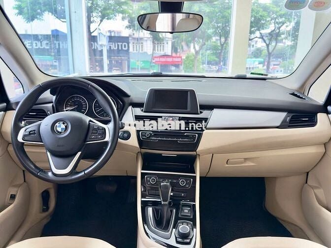 BMW 2 Series 218i 2015