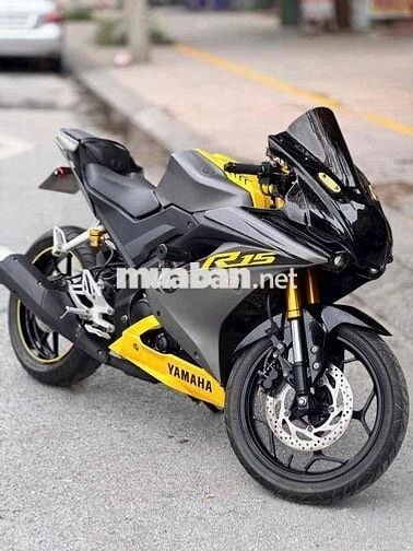 r15 chính chủ còn rất mới