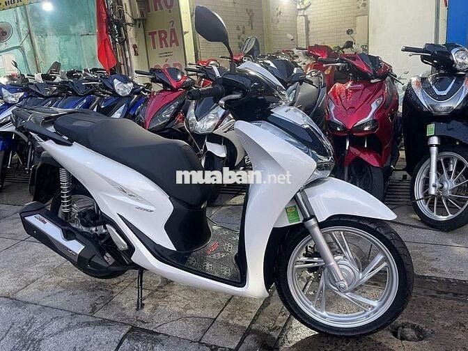 Honda sh160 ABS 2024 mới 99% Bstp chính chủ