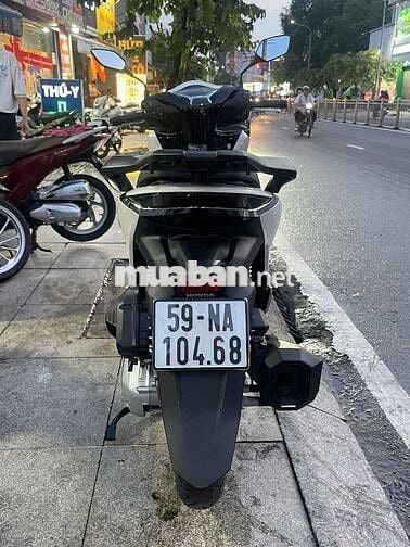 Honda sh160 ABS 2024 mới 99% Bstp chính chủ