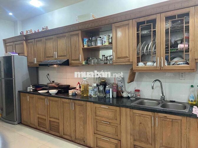 CHO THUÊ NHÀ NGUYÊN CĂN GÓC 2 MẶT TIỀN – KDC BÌNH LỢI, P.13, Q. BÌNH T