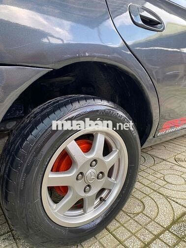 mazda 323 đời 1998 , 1.6 số sàn.