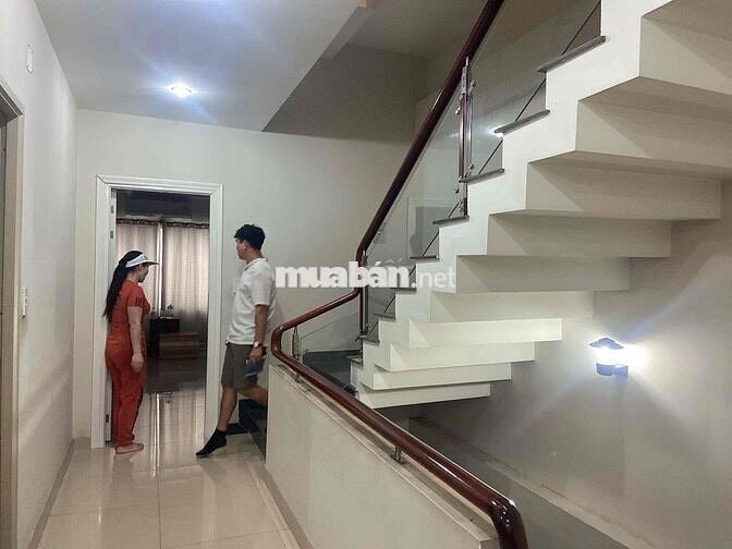 CHO THUÊ NHÀ NGUYÊN CĂN GÓC 2 MẶT TIỀN – KDC BÌNH LỢI, P.13, Q. BÌNH T