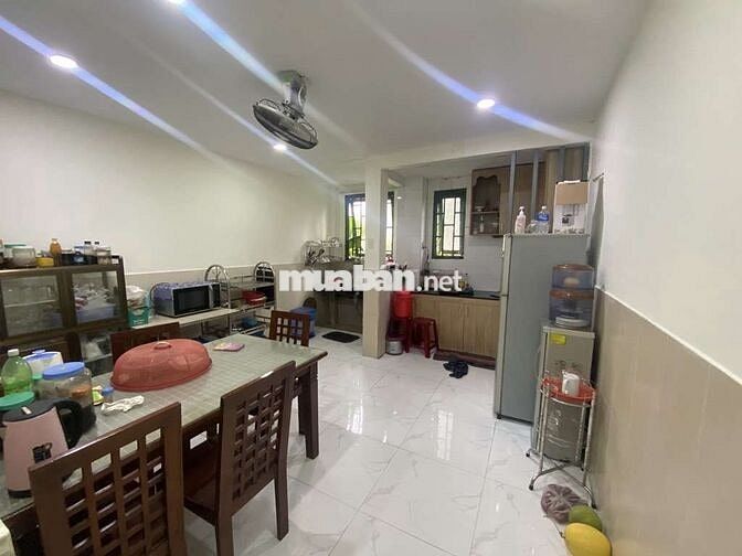 Nhà 2 tầng 3pn, 2wc,pk - hướng đông đông nam tứ trạch phong thủy tốt