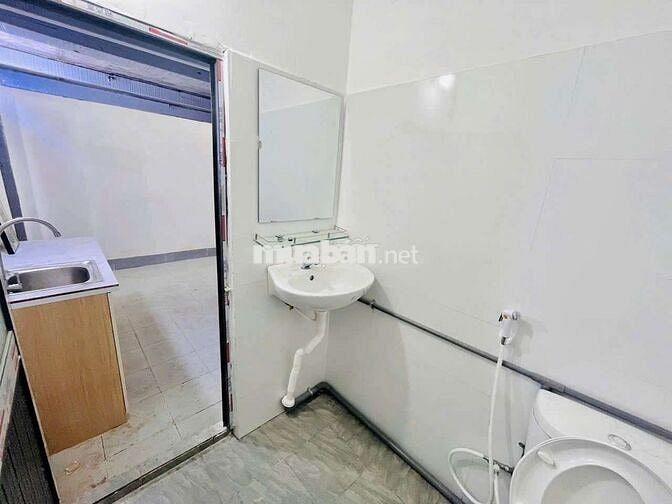 Phòng Gác Mới Giá Rẻ - Có Cửa Sổ Trời Thoáng Mát - Đầy Đủ Tiện Nghi
