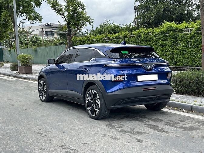 VinFast VF6 Plus 2025 chạy 800km