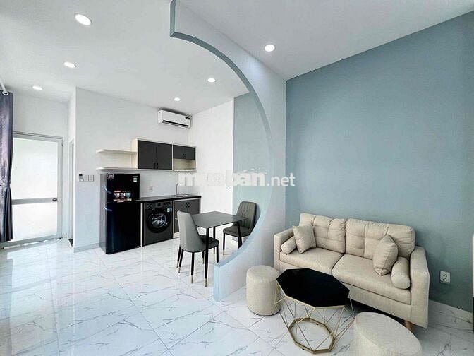 Căn Hộ Mới 100%Tách Bếp rộng 40m2 tại Nguyễn Gia Trí gần Hàng Xanh Q1