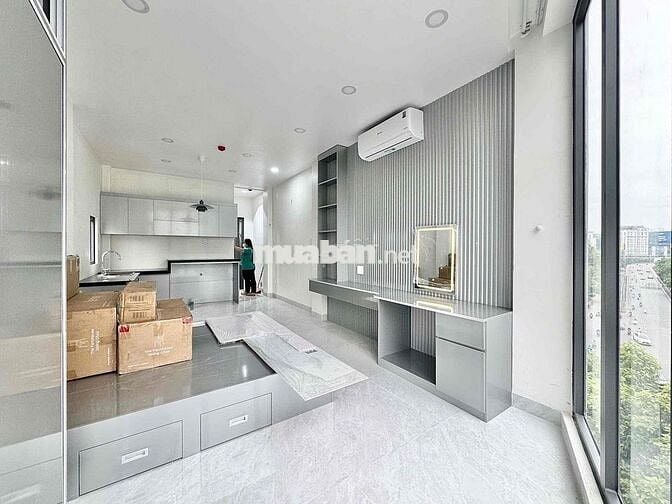 KHAI TRƯƠNG STUDIO VIEW KÍNH ĐỐI DIỆN LANDMARK - NGAY TRUNG TÂM SÁT Q1