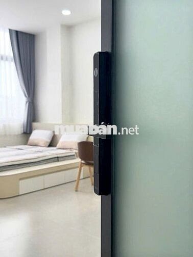 CĂN HỘ CỬA SỔ LỚN MÁY GIẶT RIÊNG_GẦN HÀNG XANH, THỊ NGHÈ_GIÁP Q1,Q2