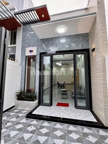 Nhà gần chợ đầu mối Bình điền giá 720tr đầy đủ nội thất, dọn vô ở ngay