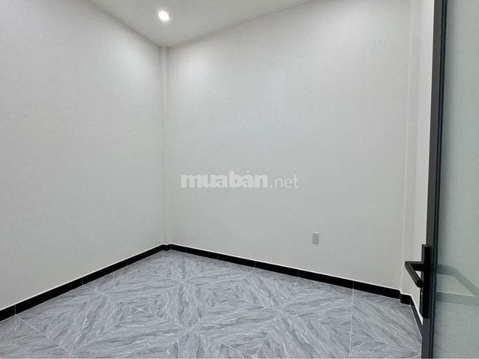 Nhà gần chợ đầu mối Bình điền giá 720tr đầy đủ nội thất, dọn vô ở ngay