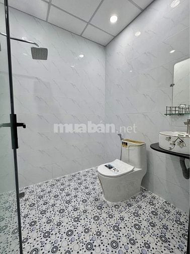 Nhà gần chợ đầu mối Bình điền giá 720tr đầy đủ nội thất, dọn vô ở ngay