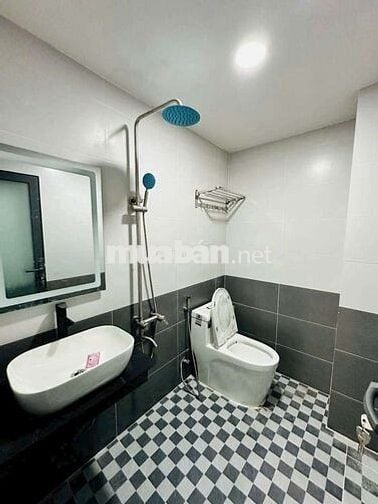 Nhà 1 trệt 3 lầu sân thượng mới 100%đường 6B KDC vĩnh lộc BHH B