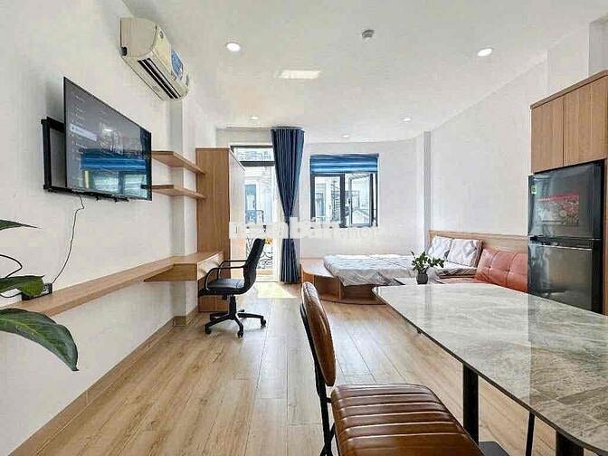 Căn Hộ Ban Công, máy giặt riêng gần Ngã Tư Hàng Xanh giáp Q1,Q3