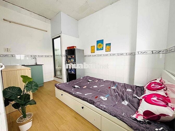 Phòng đầy đủ tiện nghi- ngay Galaxy Kinh Dương Vương