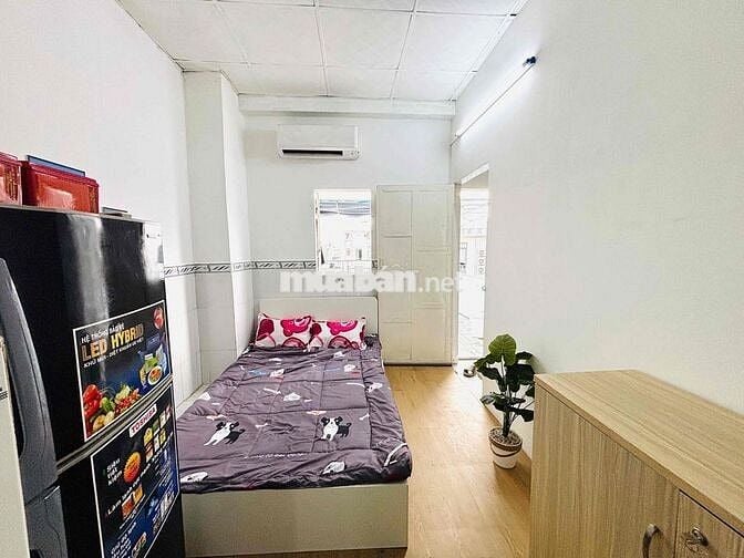 Phòng đầy đủ tiện nghi- ngay Galaxy Kinh Dương Vương