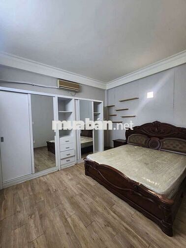 Cho thuê nguyên căn 4pn 6wc, hẻm tải thông, Phan Văn Trị p10 Gò vấp