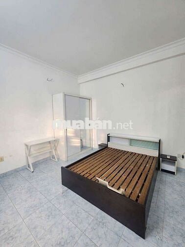 Cho thuê nguyên căn 4pn 6wc, hẻm tải thông, Phan Văn Trị p10 Gò vấp