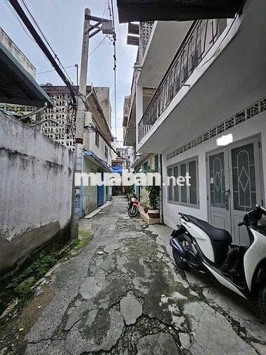 Nhà ngang lớn tiện xây mới Nguyễn Văn Đậu P6 Bình Thạnh