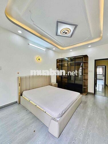 Nhà góc 2 mặt hẻm oto 6m,4 phòng ngủ,đường Phan Văn Trị, Q. Bình Thạnh