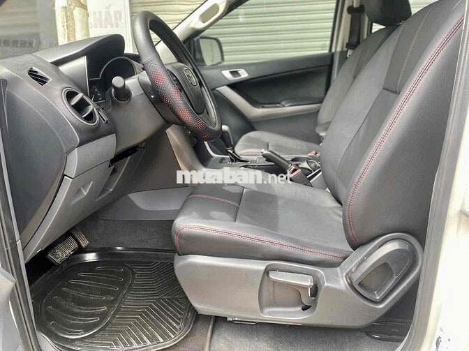 Bán xe Mazda  BT50 số tự động 2016 rất đẹp