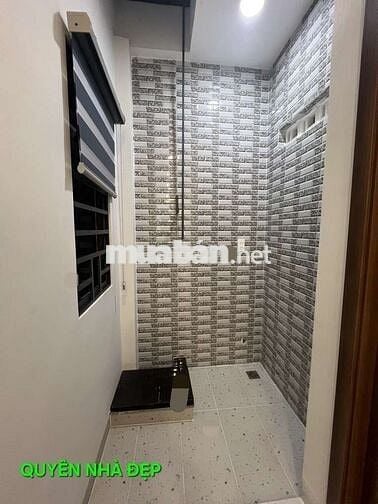 SIÊU PHẨM NHÀ PHỐ 2 TẦNG NGAY CHỢ MỚI HOÀN THIỆN - FULL NỘI THẤT