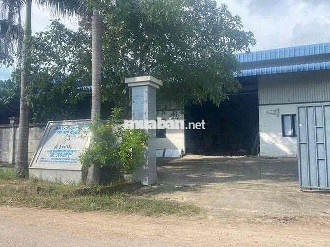 Bán Xưởng gần vành đai 3 1697m2 xưởng góc bán 30 tỷ