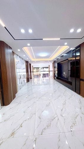 Nhà Đẹp, Ô Tô Vào Nhà Kim Đồng 54m, 7 tầng, mt 3.8m, giá 23.9 tỷ. 