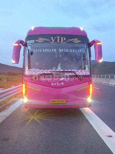 Cho thuê xe đời mới 16-45c thành phố hồ chí minh