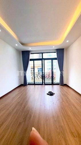 Nhà Đẹp, Ô Tô Vào Nhà Kim Đồng 54m, 7 tầng, mt 3.8m, giá 23.9 tỷ. 