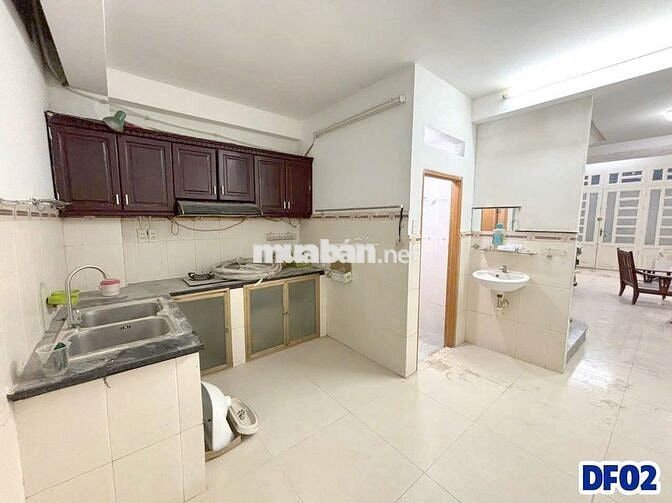 Phòng đang setup mới gần ĐH Công Nghiệp